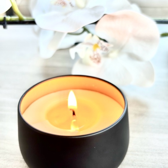 Handcrafted citronella candle from premium soy wax . - Picture 3 of 7